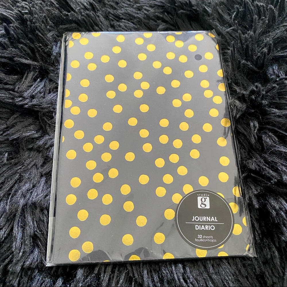 🍓 Black & Metallic Gold Polka Dot Journal Notebook